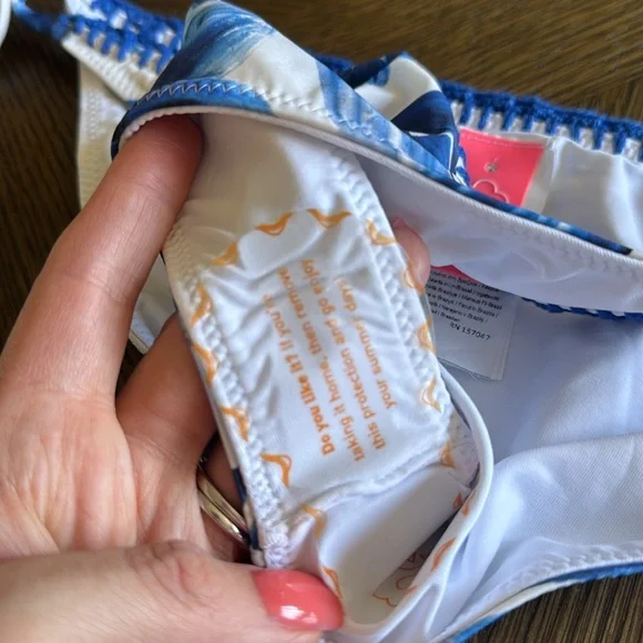 FARM RIO Off-White Garden Tiles Side Tie Bikini Bottom, MEDIUM, BRAND NEW, $130 - Picture 7 of 7